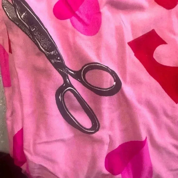 Lularoe TC pink Paper Valentine leggings. OG Patrick quality & fit. - Picture 2 of 6